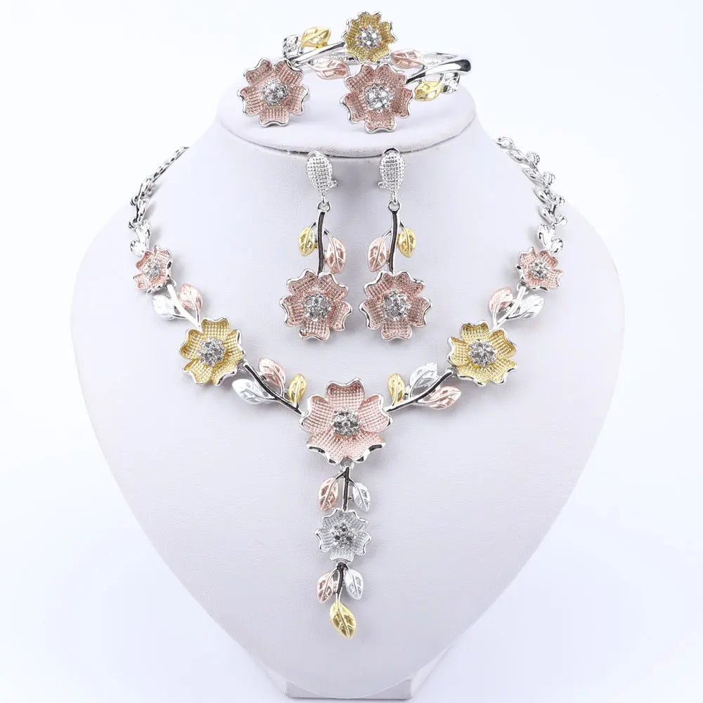 Ensemble de bijoux de dubaï pour femme, accessoires de robe de mariée, couleur or, collier en forme de fleur, boucles d'oreilles, Bracelet, bague